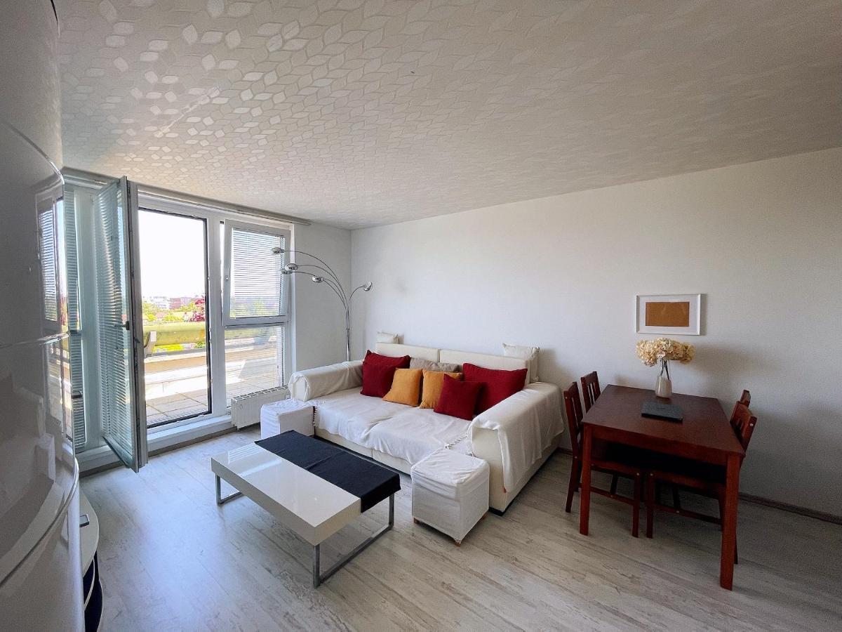 Schone Mit Dachterrasse Apartamento Viena